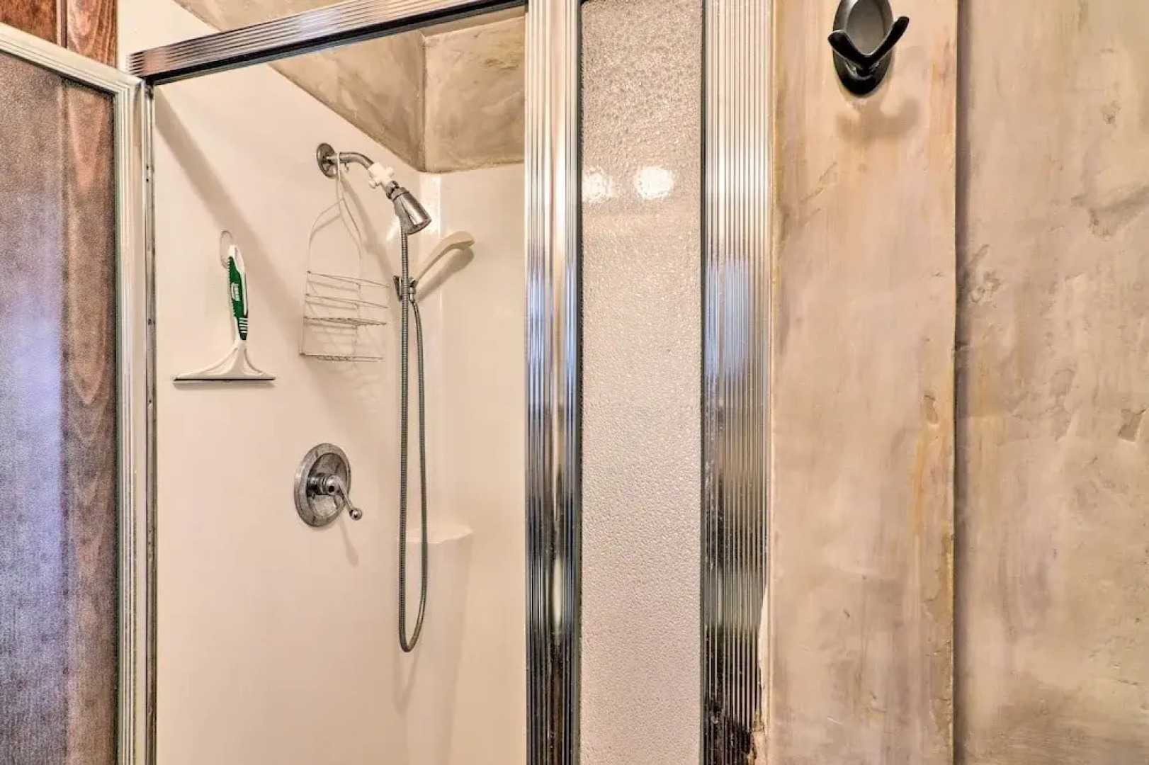 Charming Leadville Retreat w/ Private Hot Tub