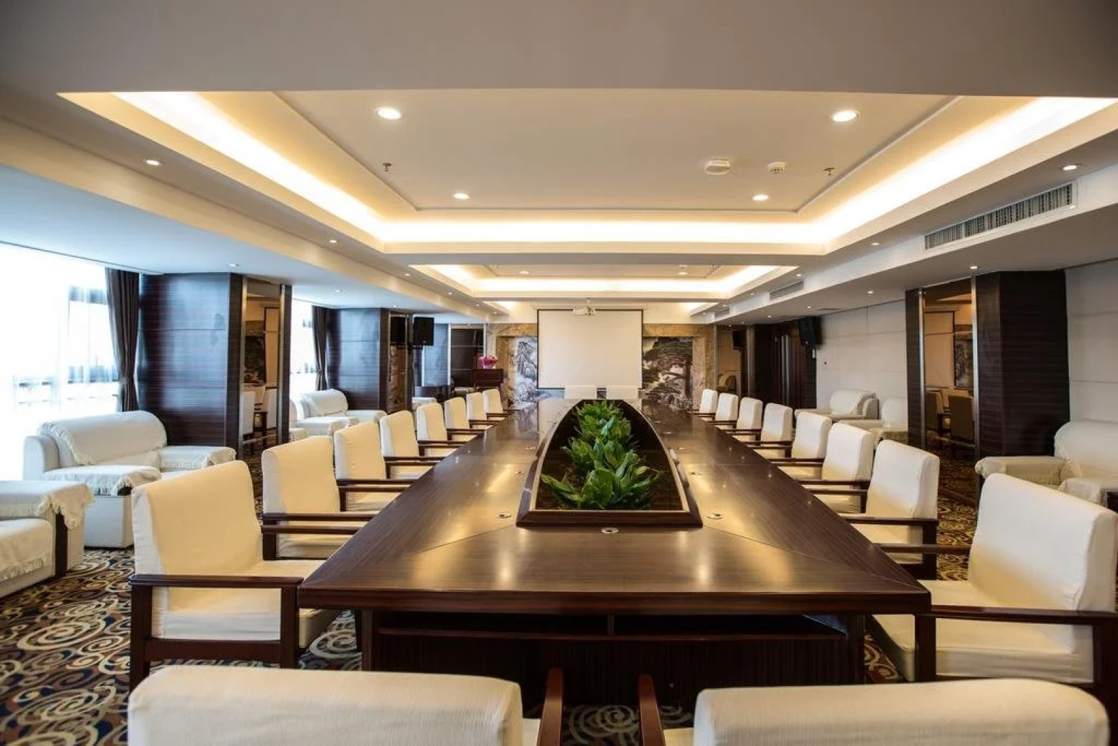 Vienna International Hotel Zhumadian Huayuan Branch