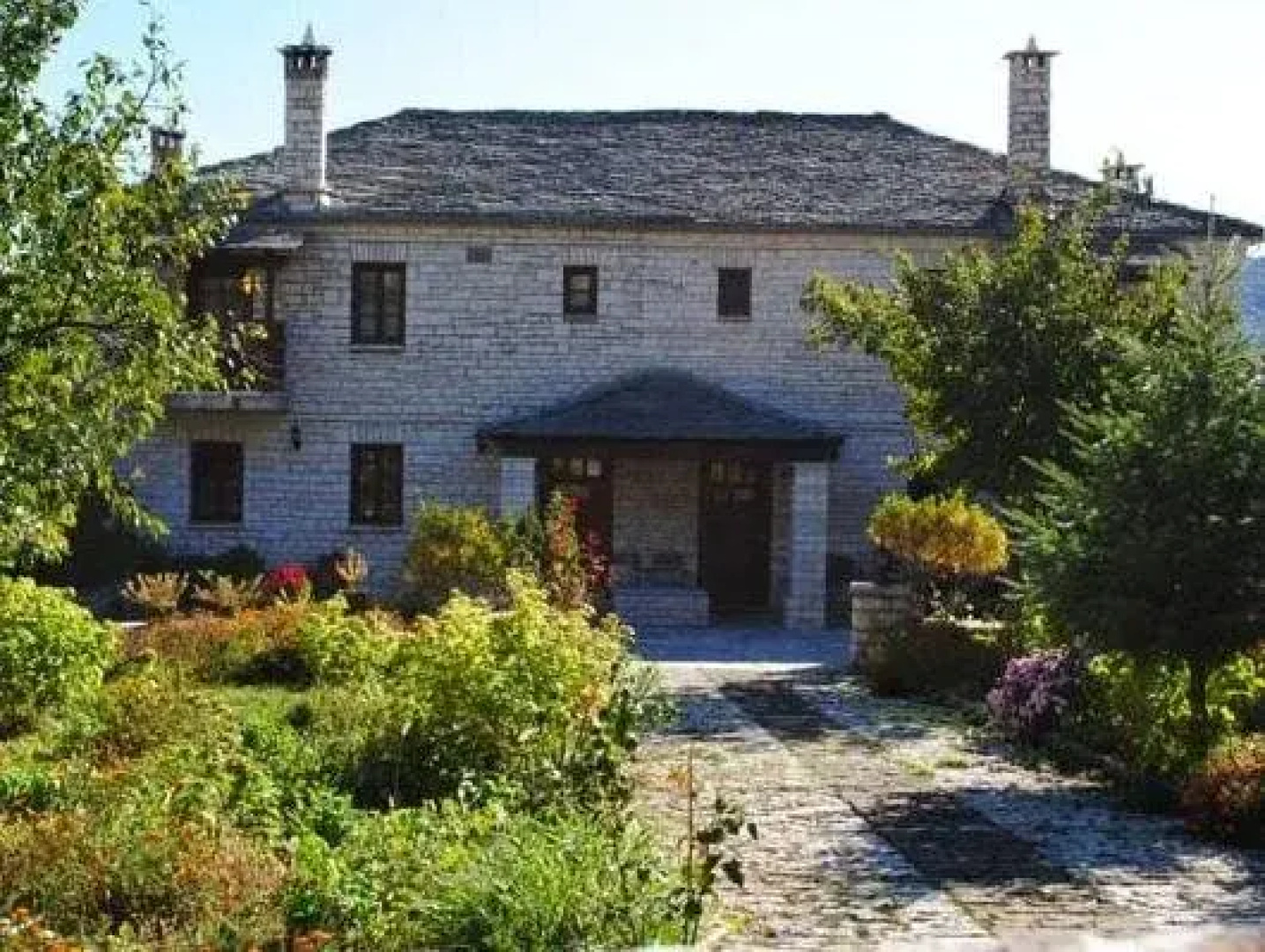 Aloni Guesthouse
