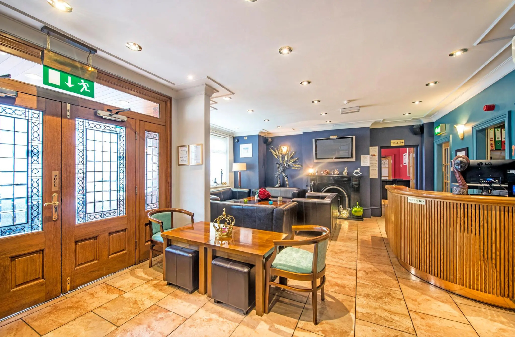 Dovedale Hotel