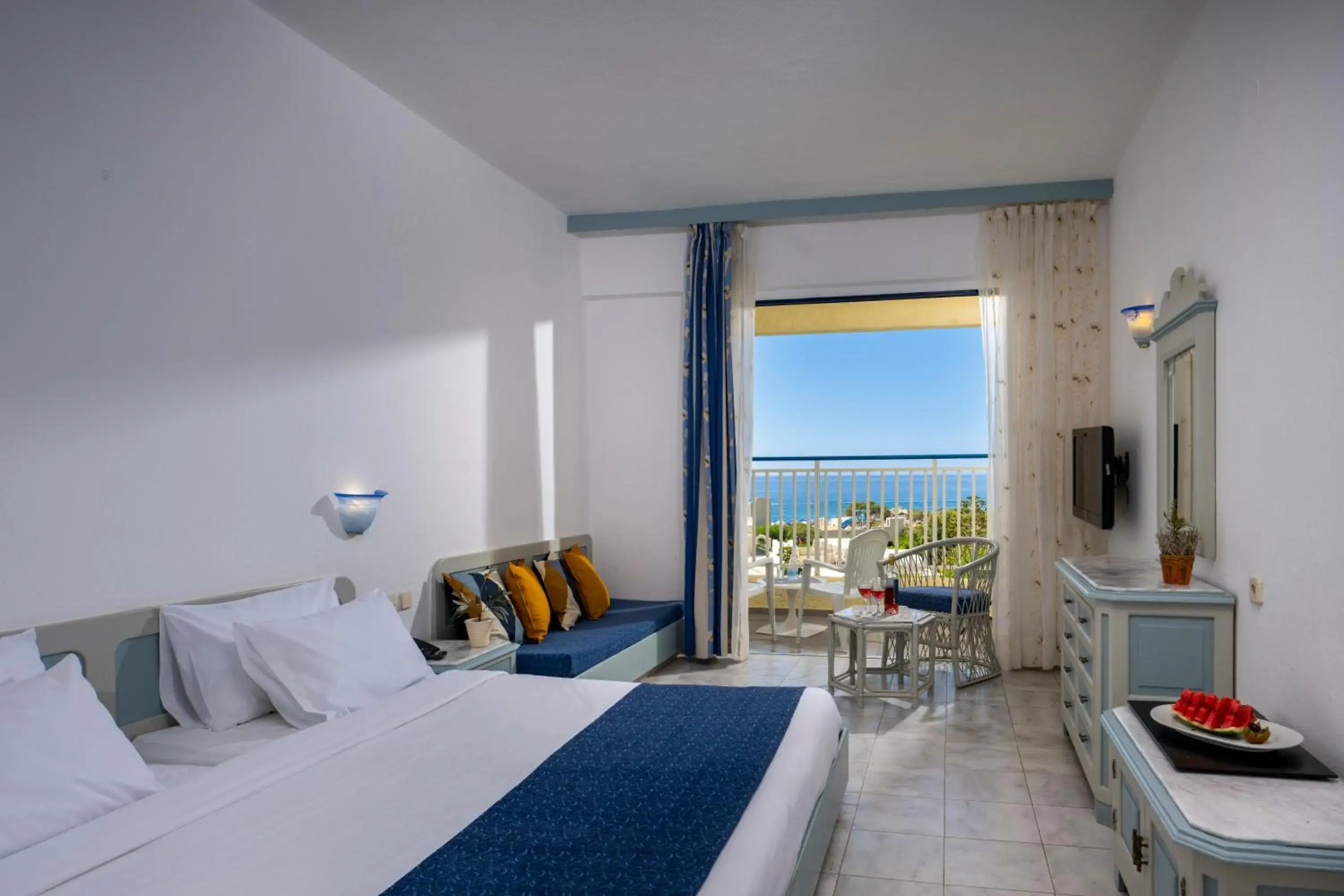 Отель Mare Blue