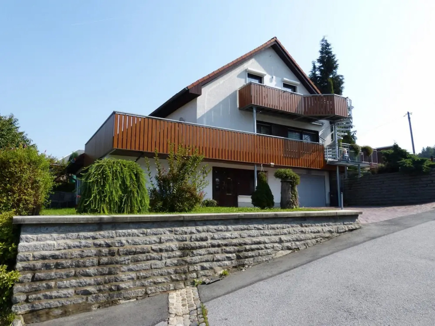 Gästezimmer & Ferienwohnung Berge