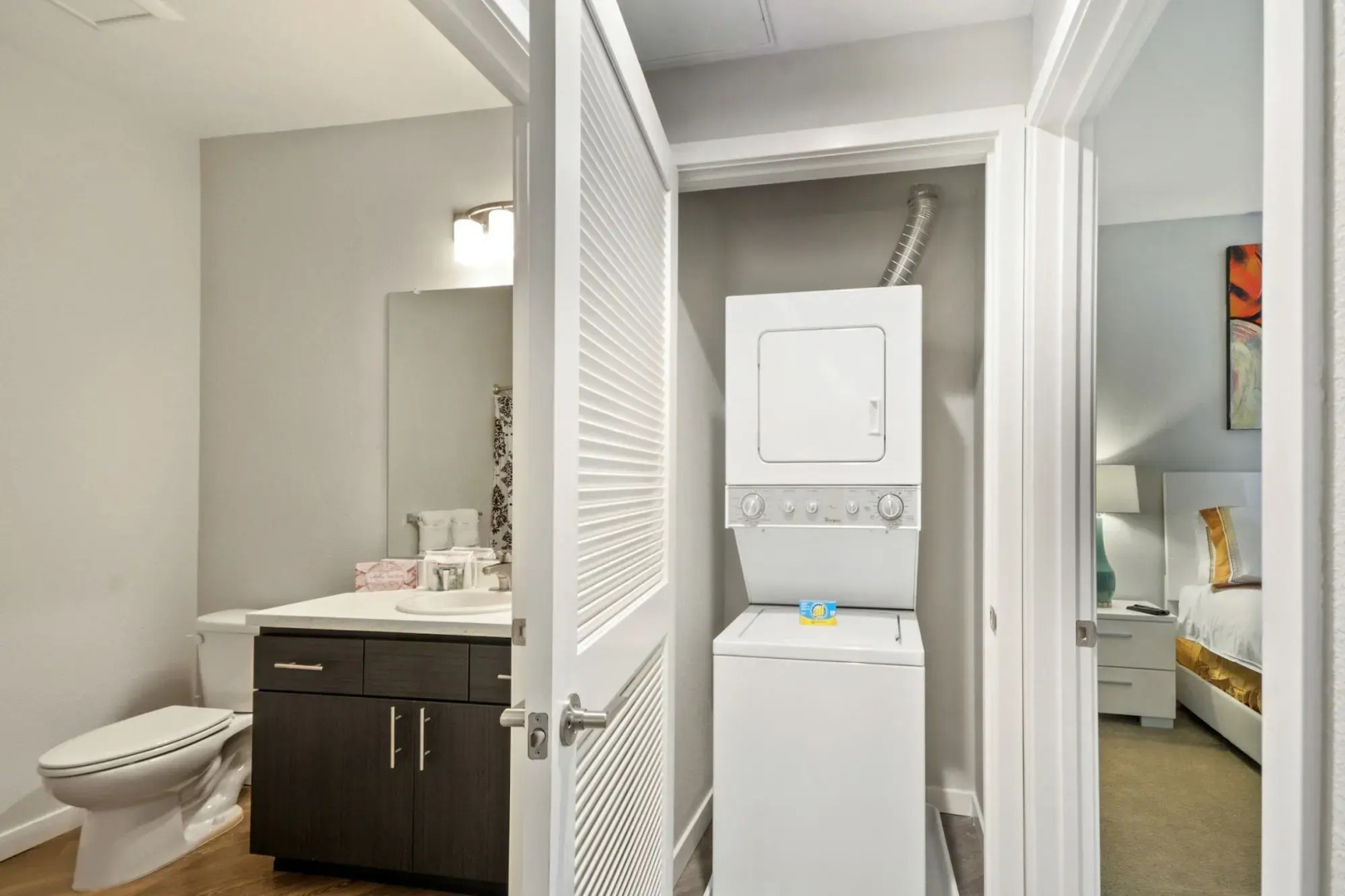 Bluebird Suites near Facebook HQ