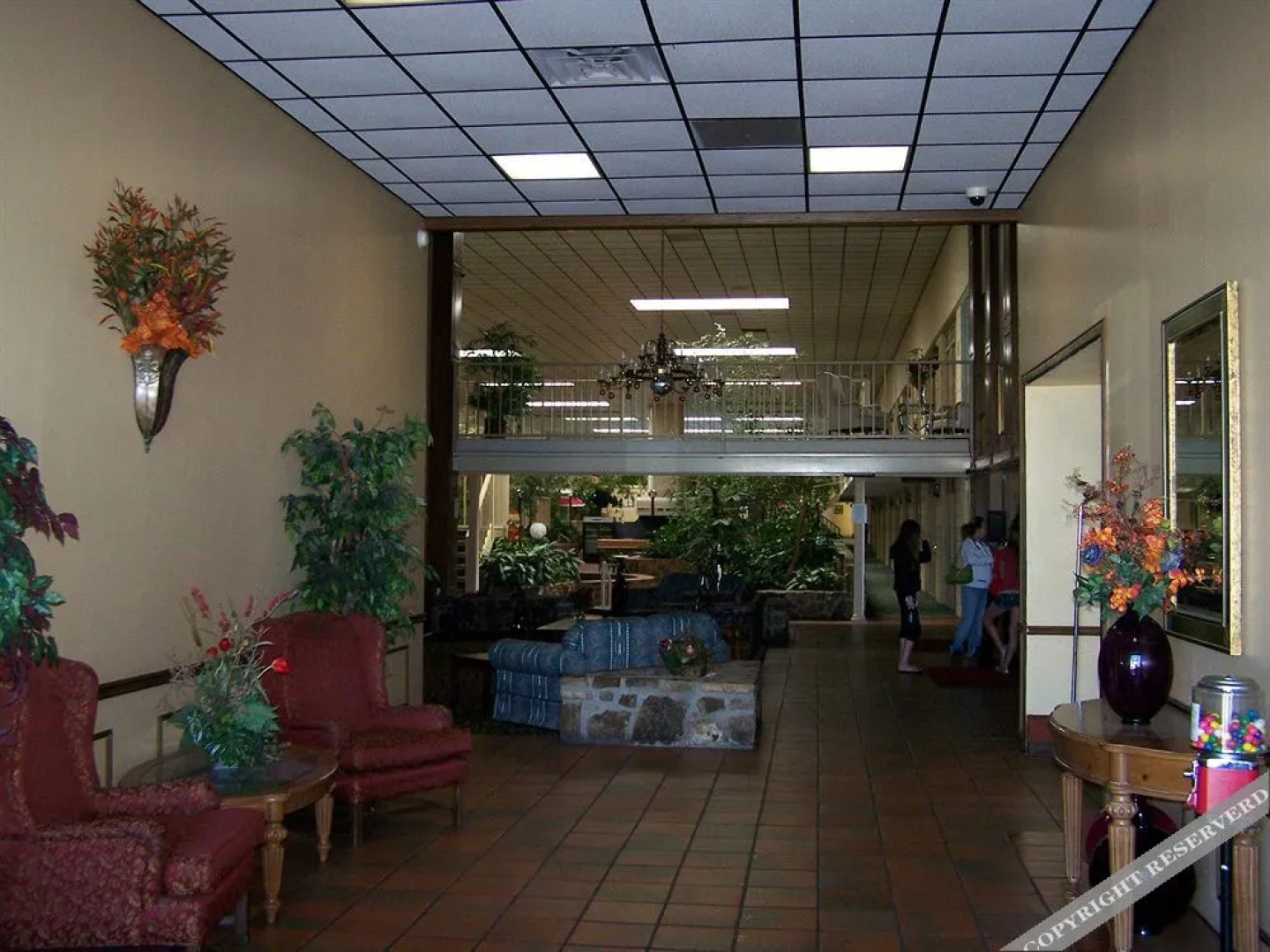 Seasons Inn and Suites