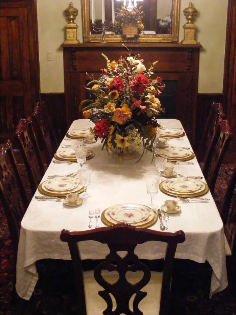 Adair Manor Bed& Breakfast