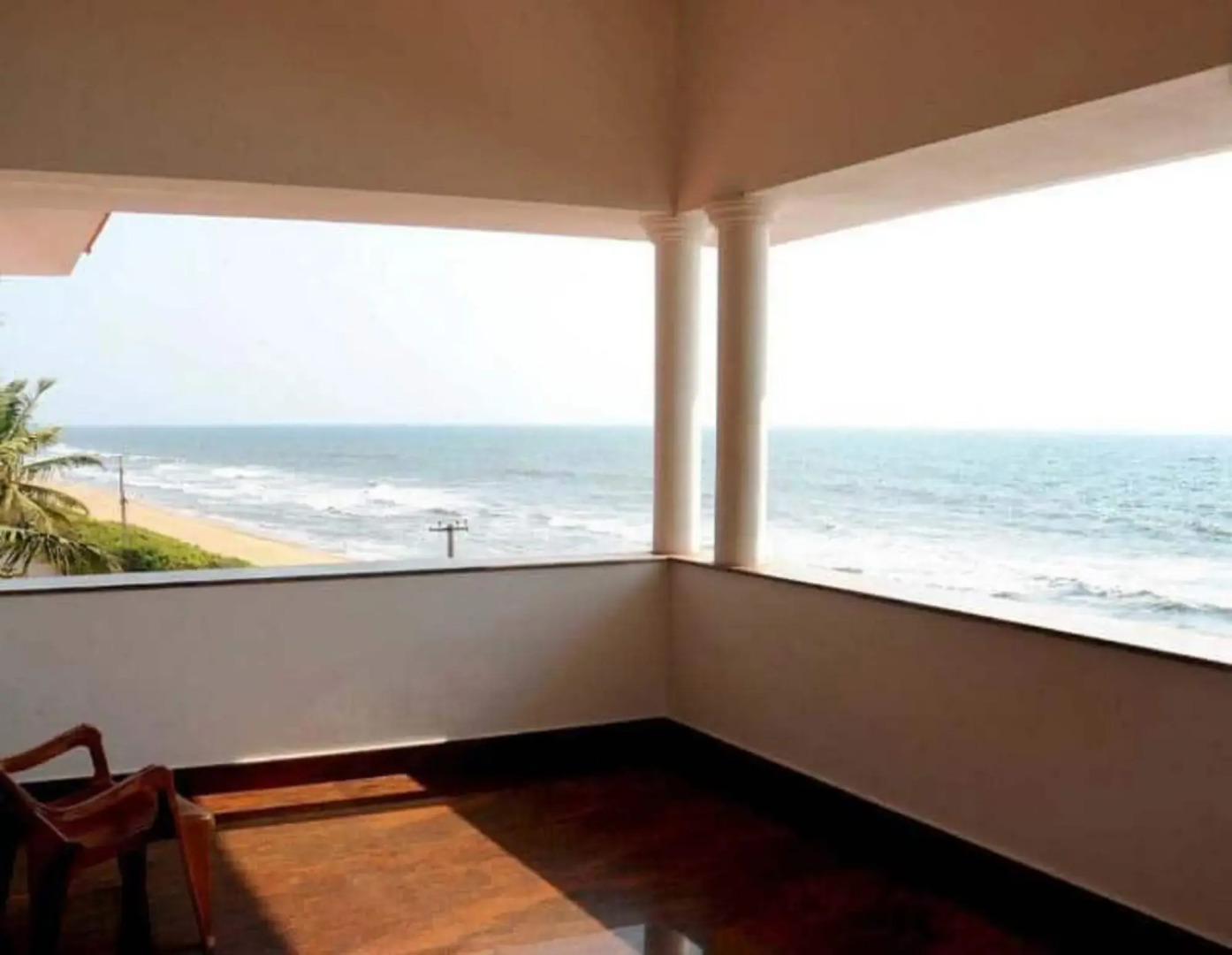 Sea breeze Beach Inn