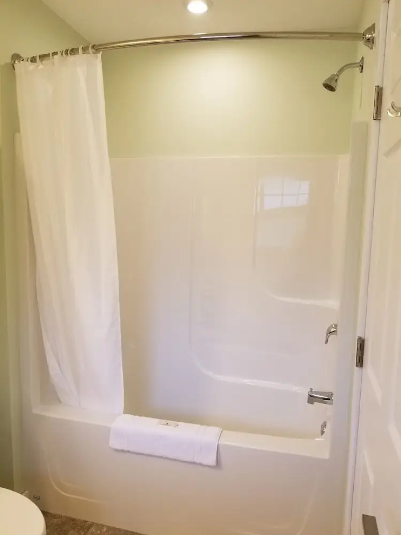 Telegraph Cove Resort