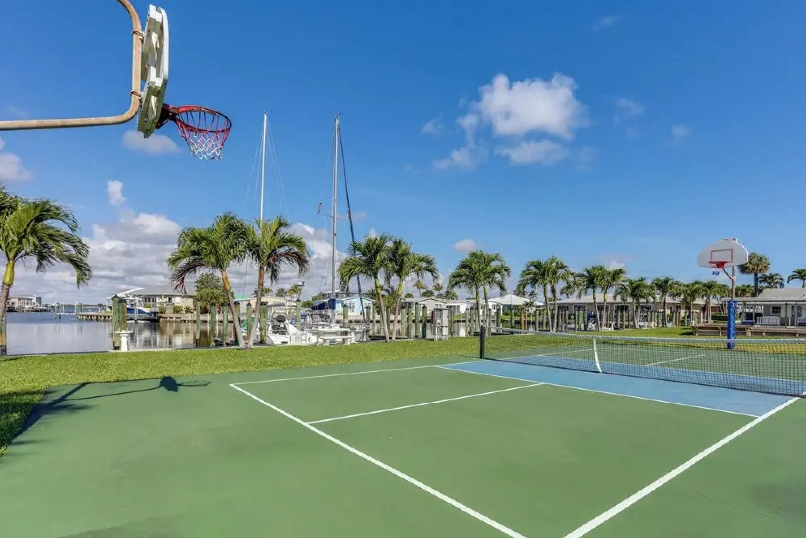 South Hutchinson Island Cottage w/ Beach Access!