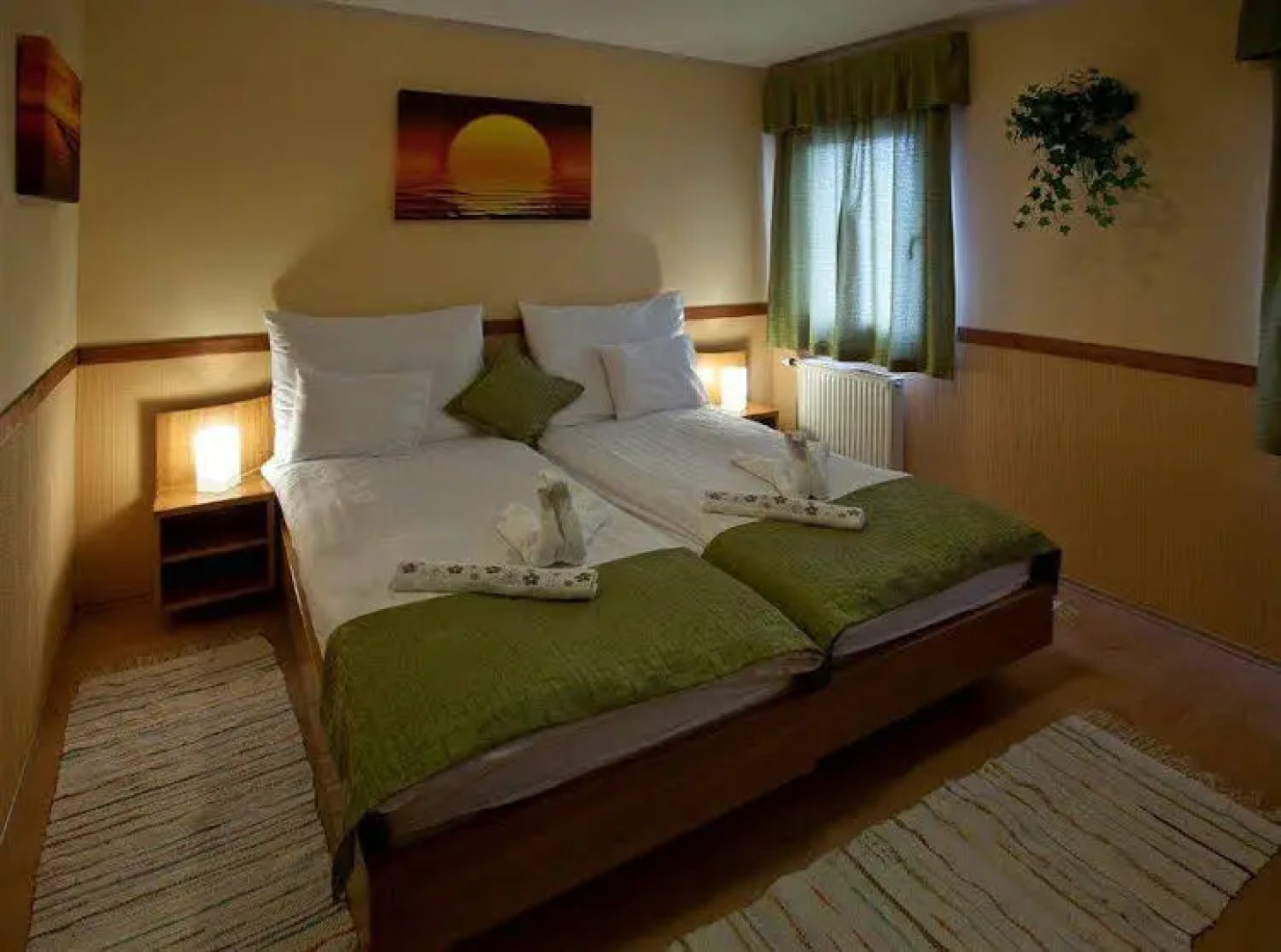 Amstel Hattyú Fogadó és Amstel Cafe & Restaurant