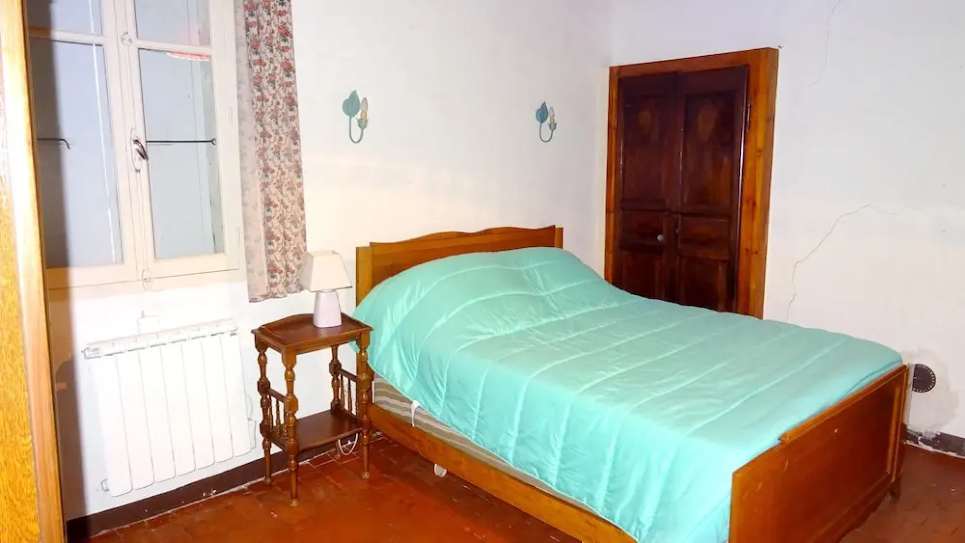 House With 2 Bedrooms in Monieux, With Wonderful Mountain View and Fur