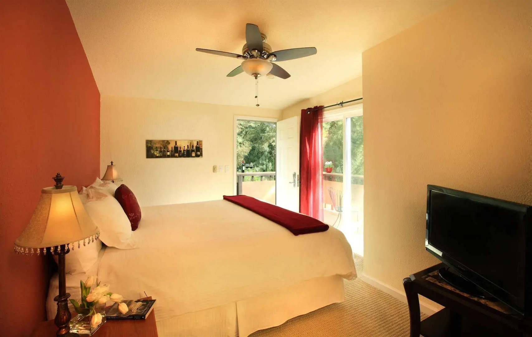 West Sonoma Inn & Spa