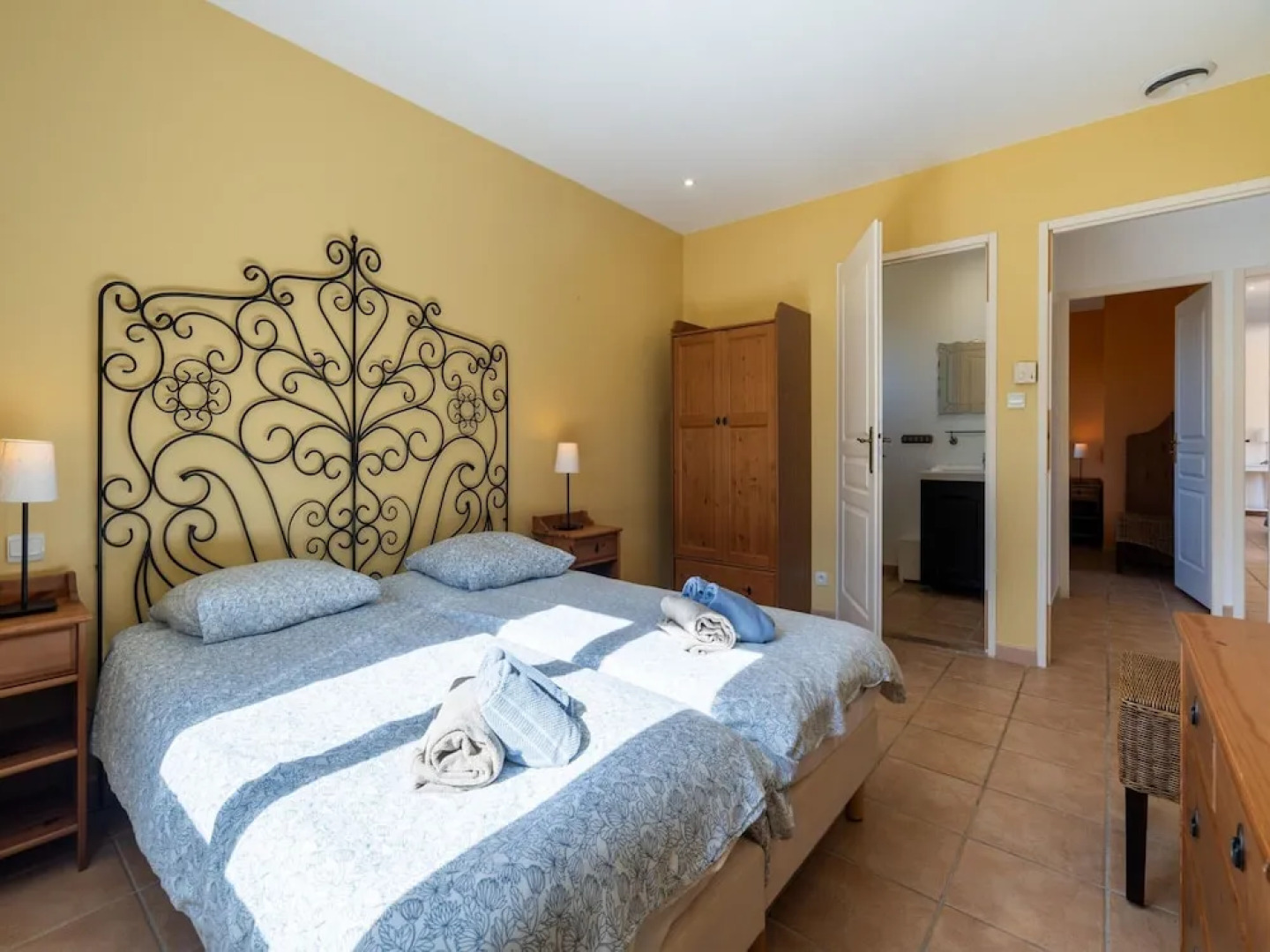 Villa in Montbrun With Pool and Mountain Views