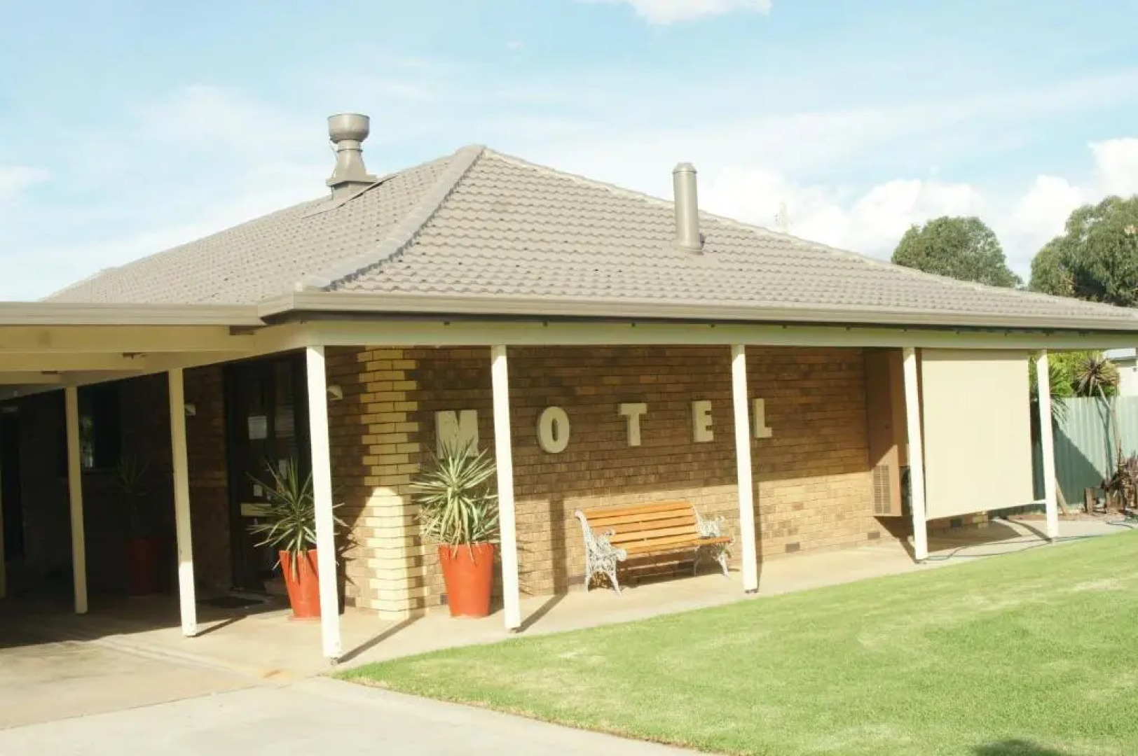 Culcairn Motor Inn