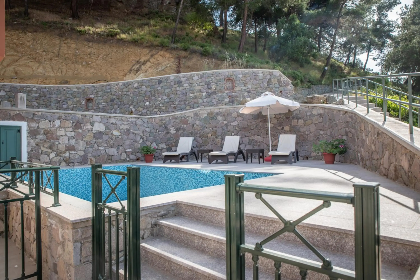 Alma Luxury Resort Hotel