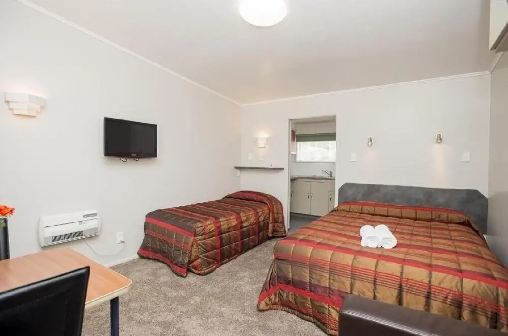 Travellers Inn Motel