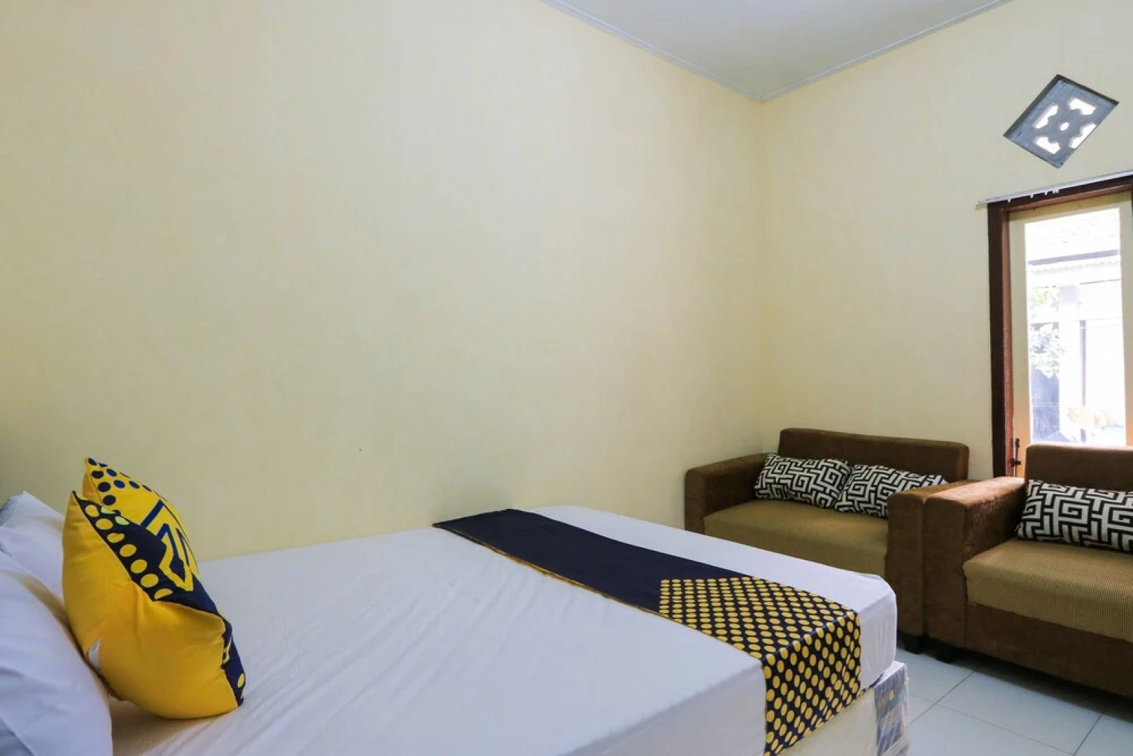 Islami Family Residence by SPOT ON