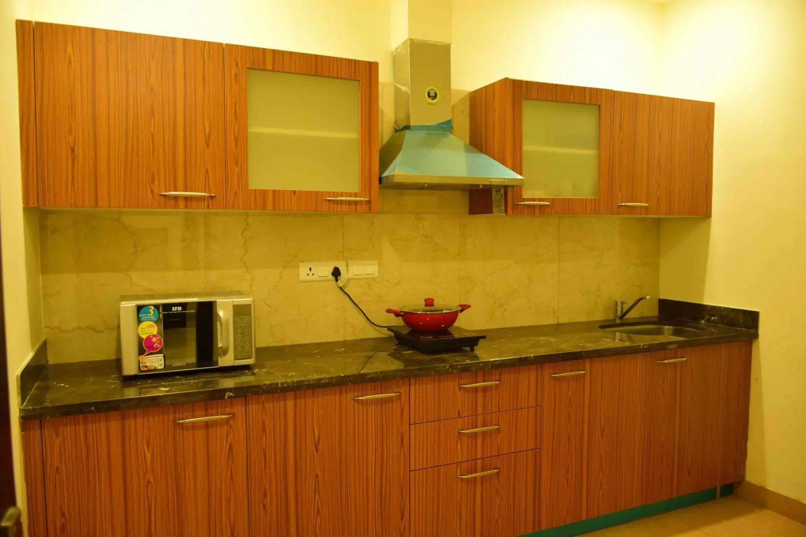 When In Gurgaon - Service Apartments Next to Artemis Hospital