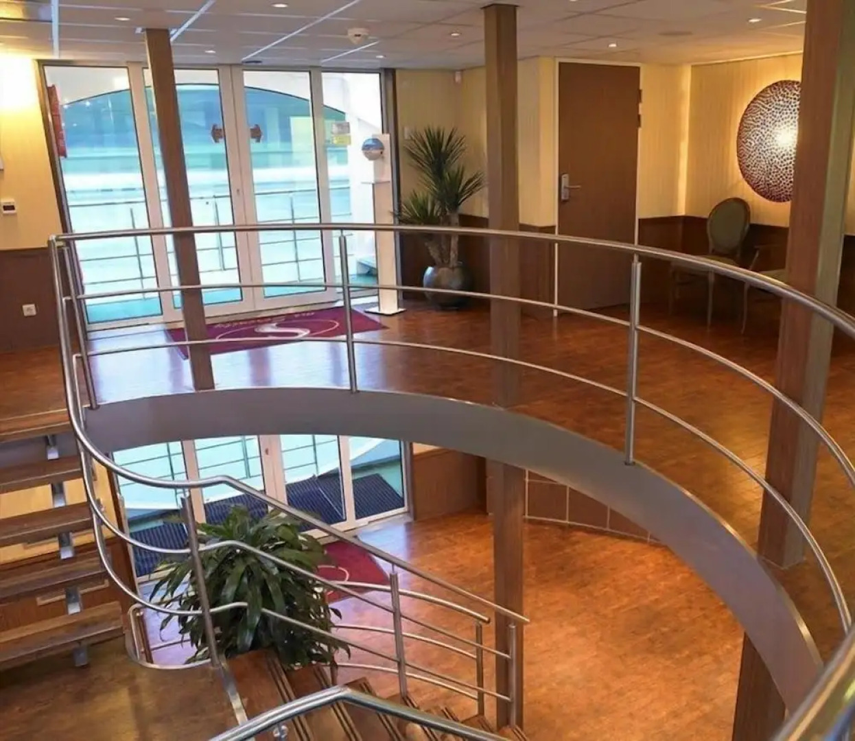 Select MS Serenity - Neuss