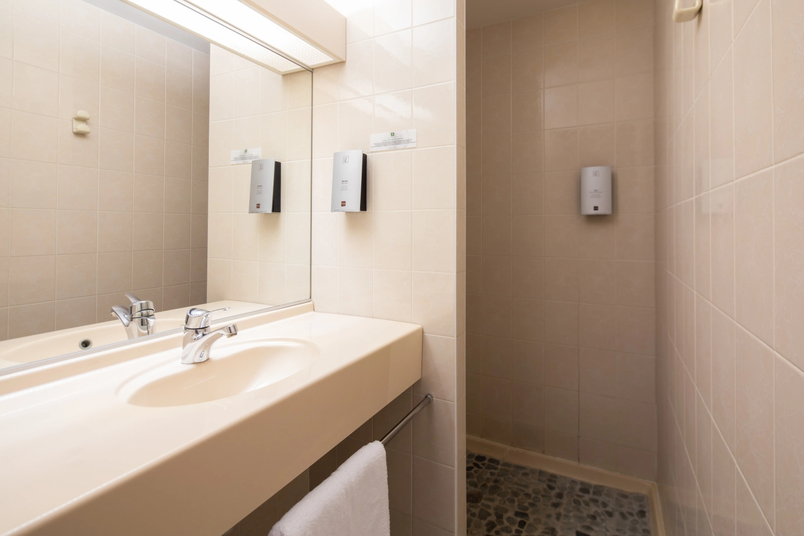 Logis Hôtel Domaine du Moulin Cavier - Restaurants & Spa