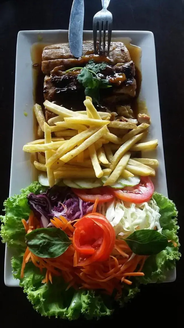 Jungle Hill Beach Bungalow