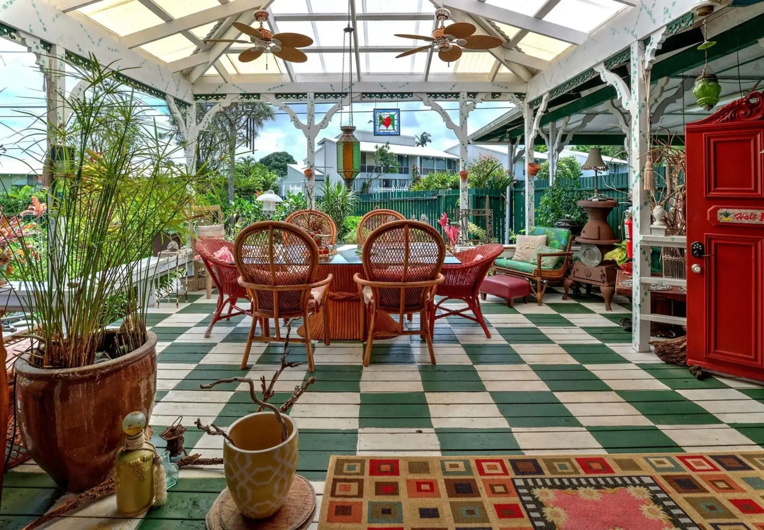 Hale Kawehi B&B Guesthouse