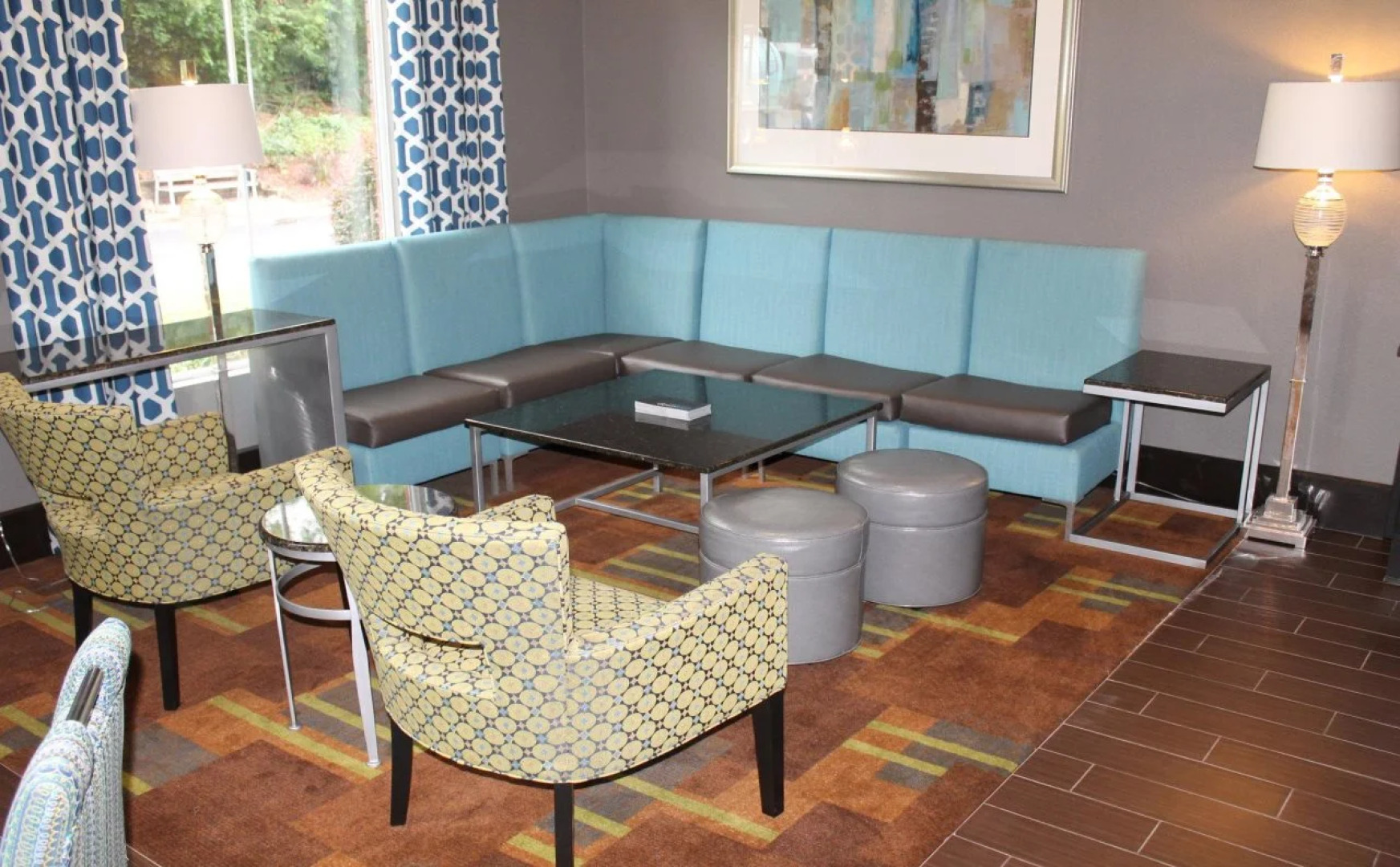 Holiday Inn Express & Suites Starkville by IHG