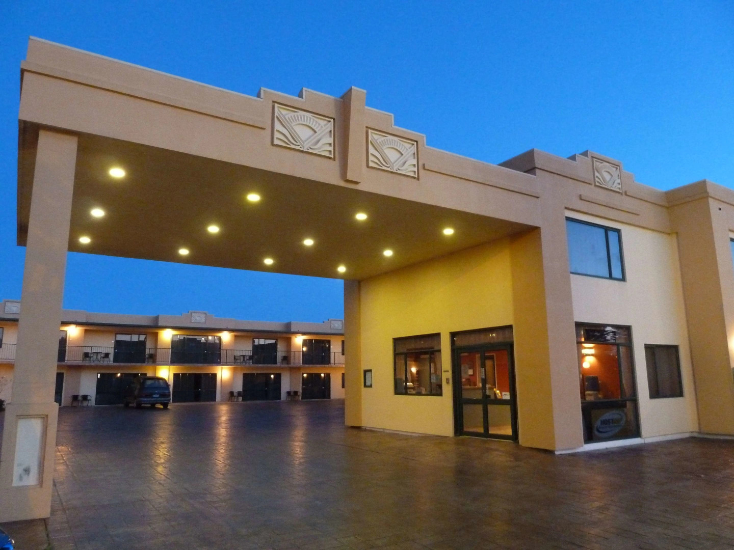 Deco City Motor Lodge
