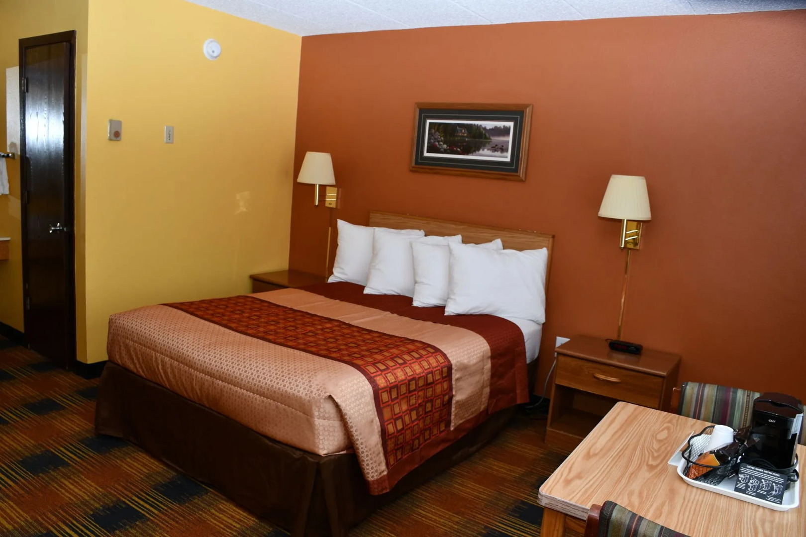 Regency Inn & Suites