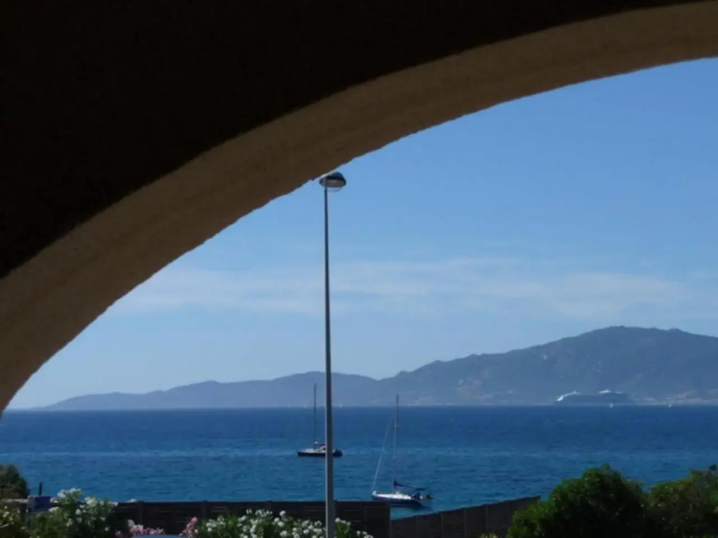 Vue mer panoramique plage 30m. Porticcio
