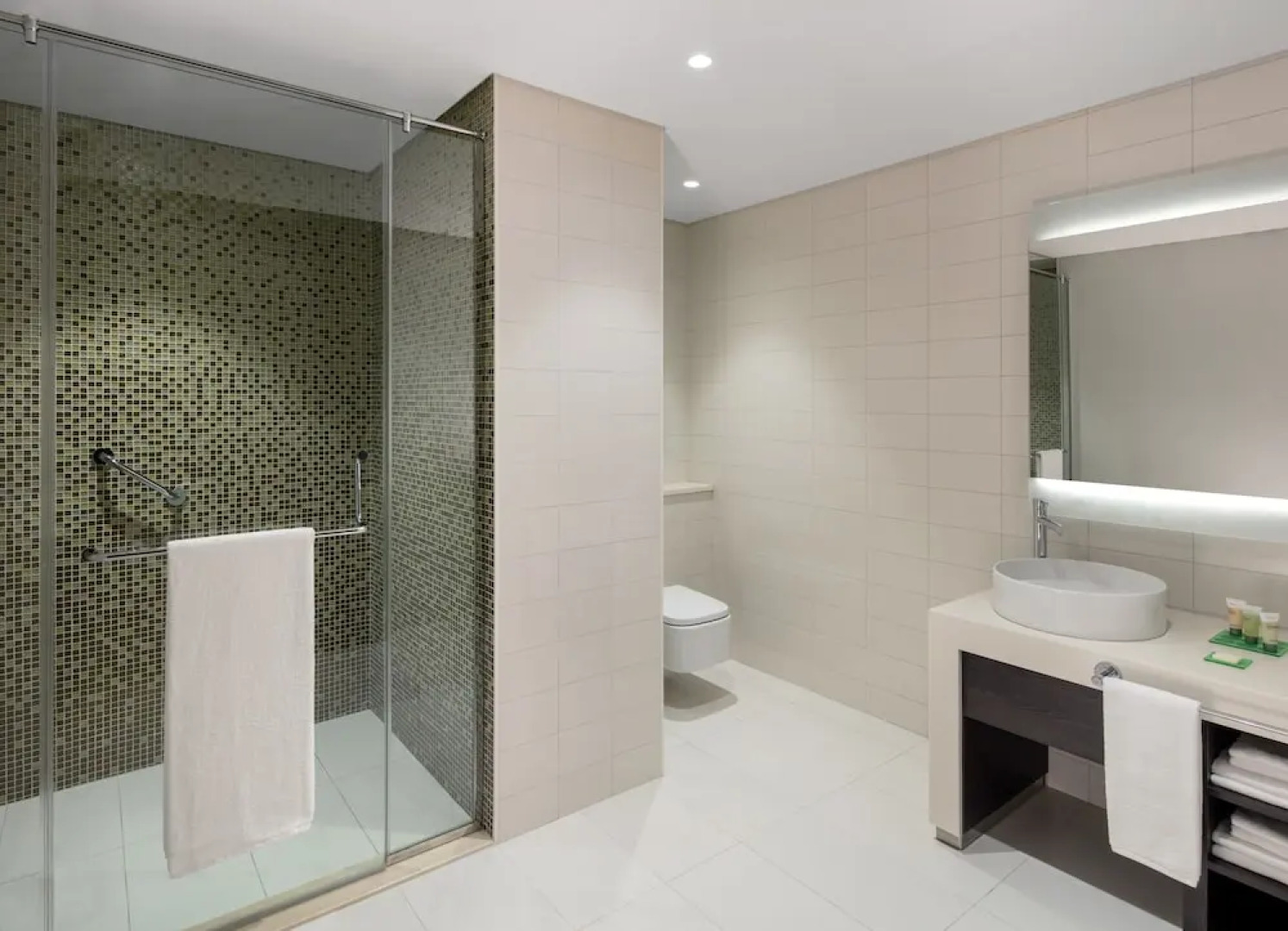 Hyatt Place Dubai Jumeirah Residences