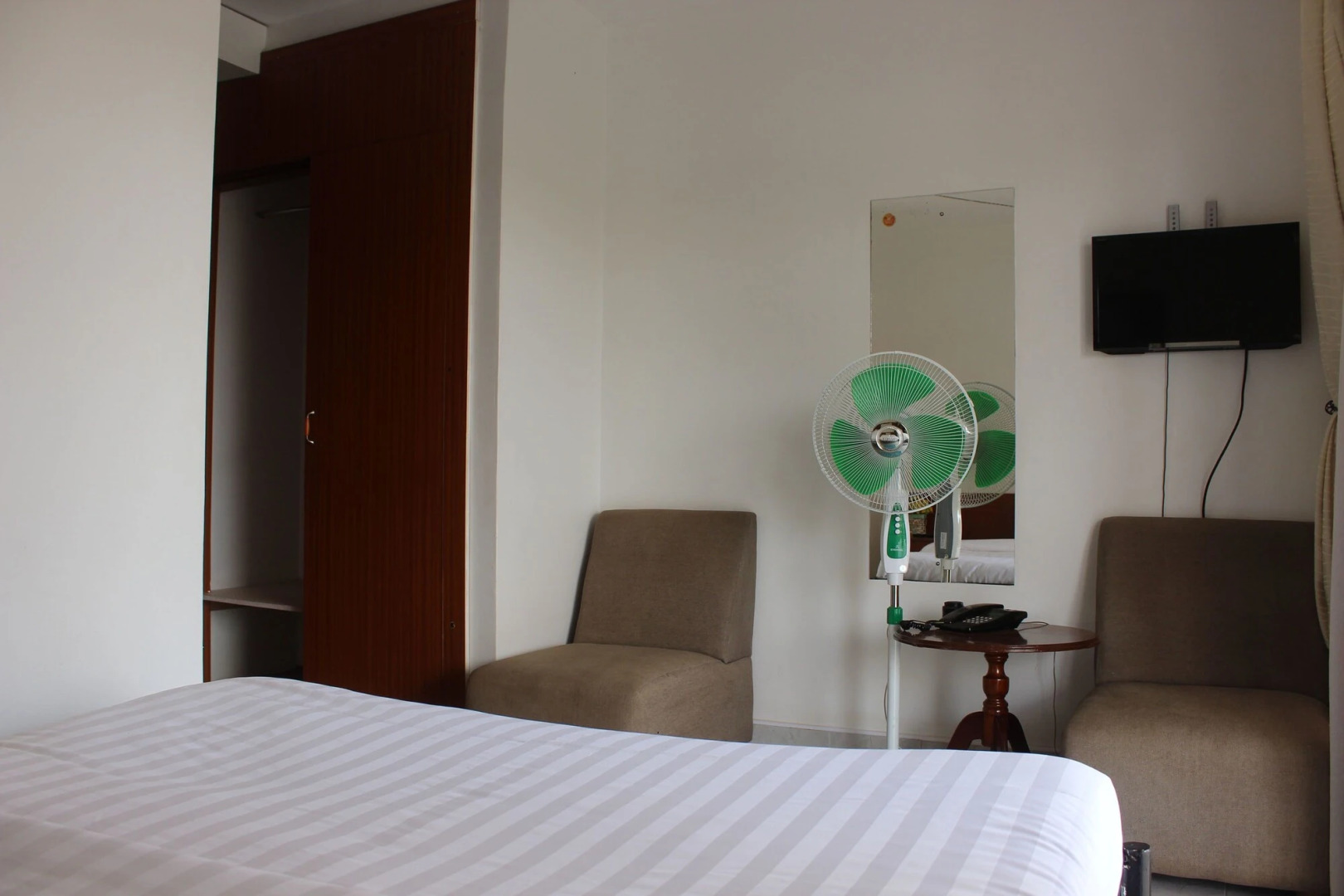 Sky Hotel International