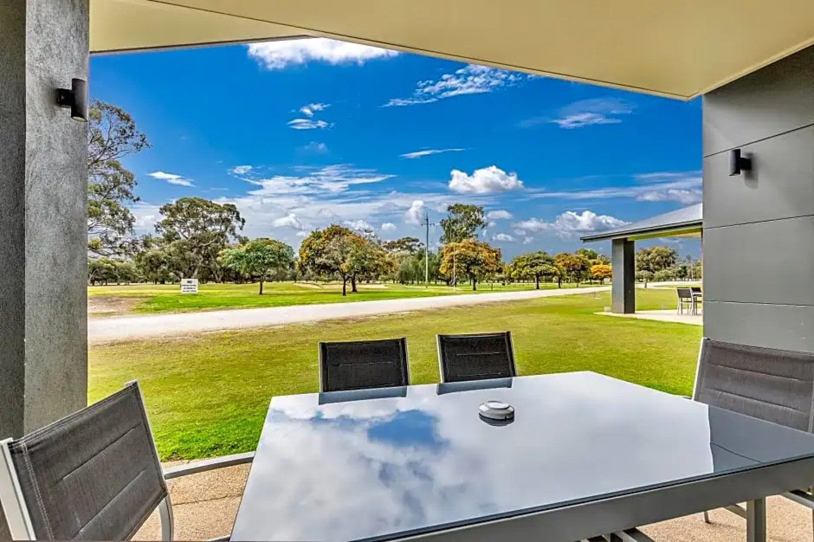 cluBarham Golf Resort