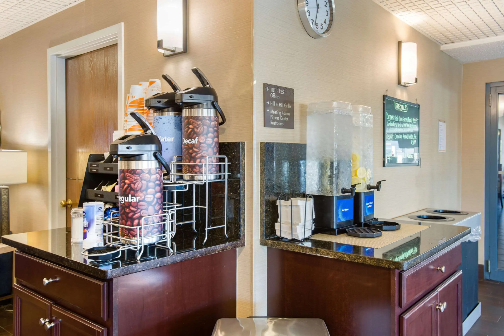 Comfort Suites Bethlehem Near Lehigh University and LVI Airport