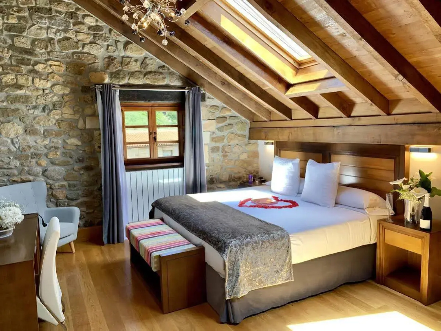 Akla Hotel Suites Valles Pasiegos