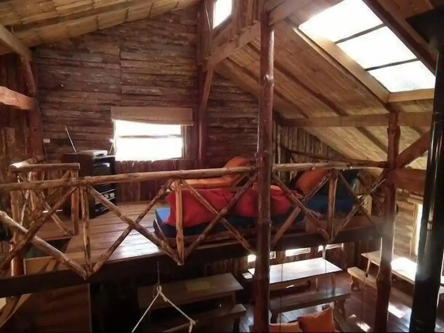 Cabaña y Hostal Salamandras