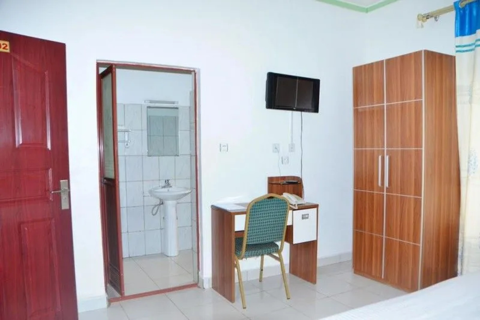 Eastern Country Hotel