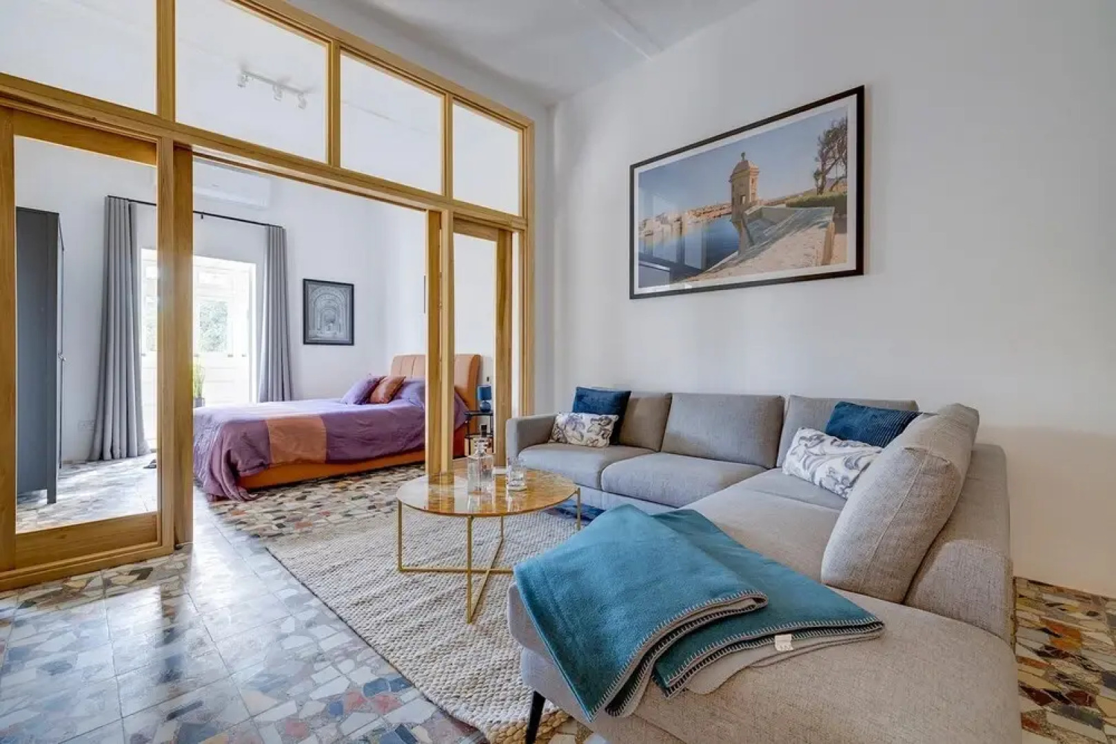 Contemporary Apartment Close to Valletta