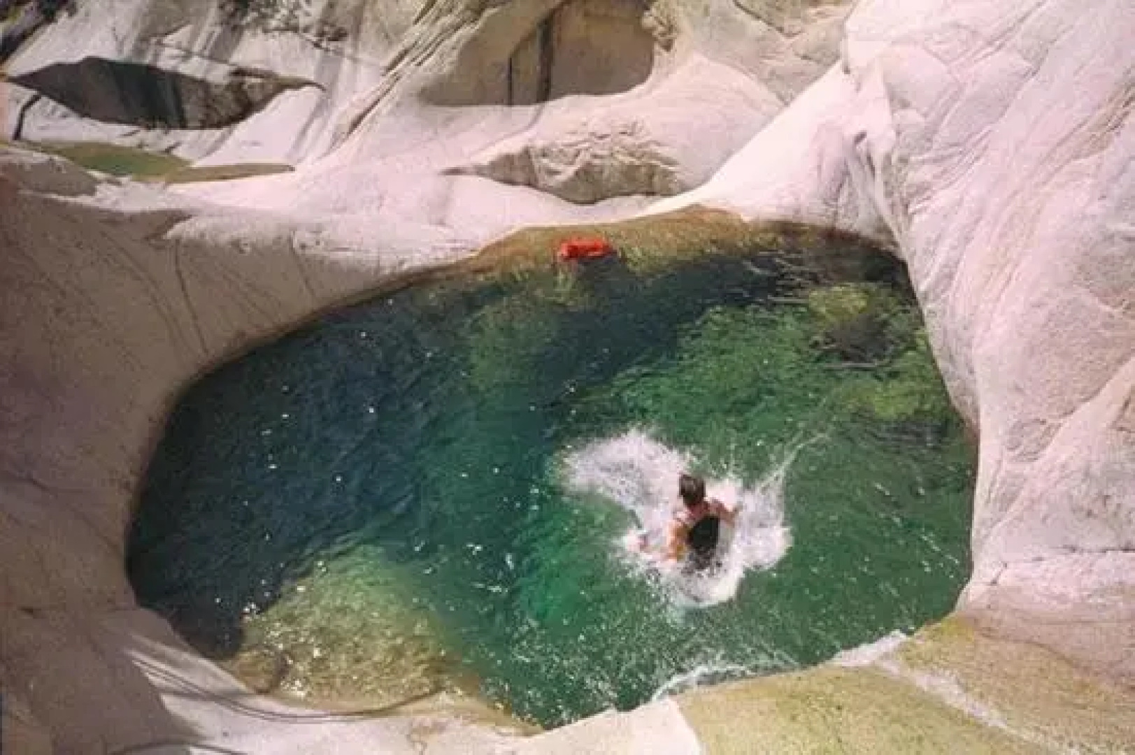 Un Je Ne Sais Quoi De Paradis