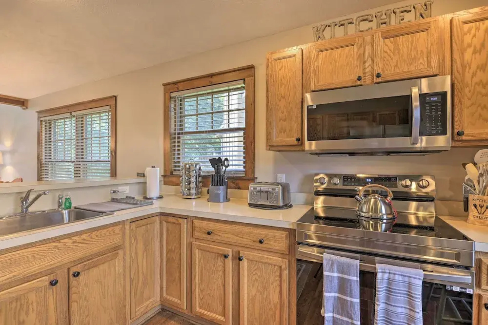 Cozy Tannersville Getaway Near Ski Resort!