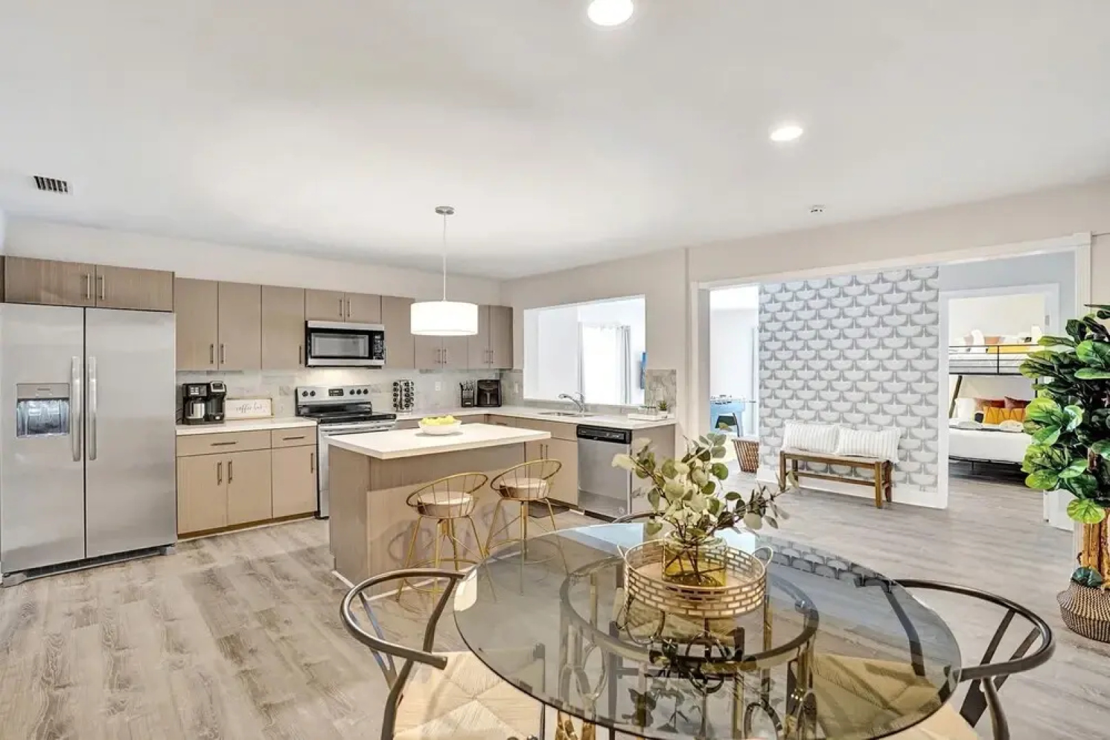 7 Br Home with Pool Gameroom & Soccer