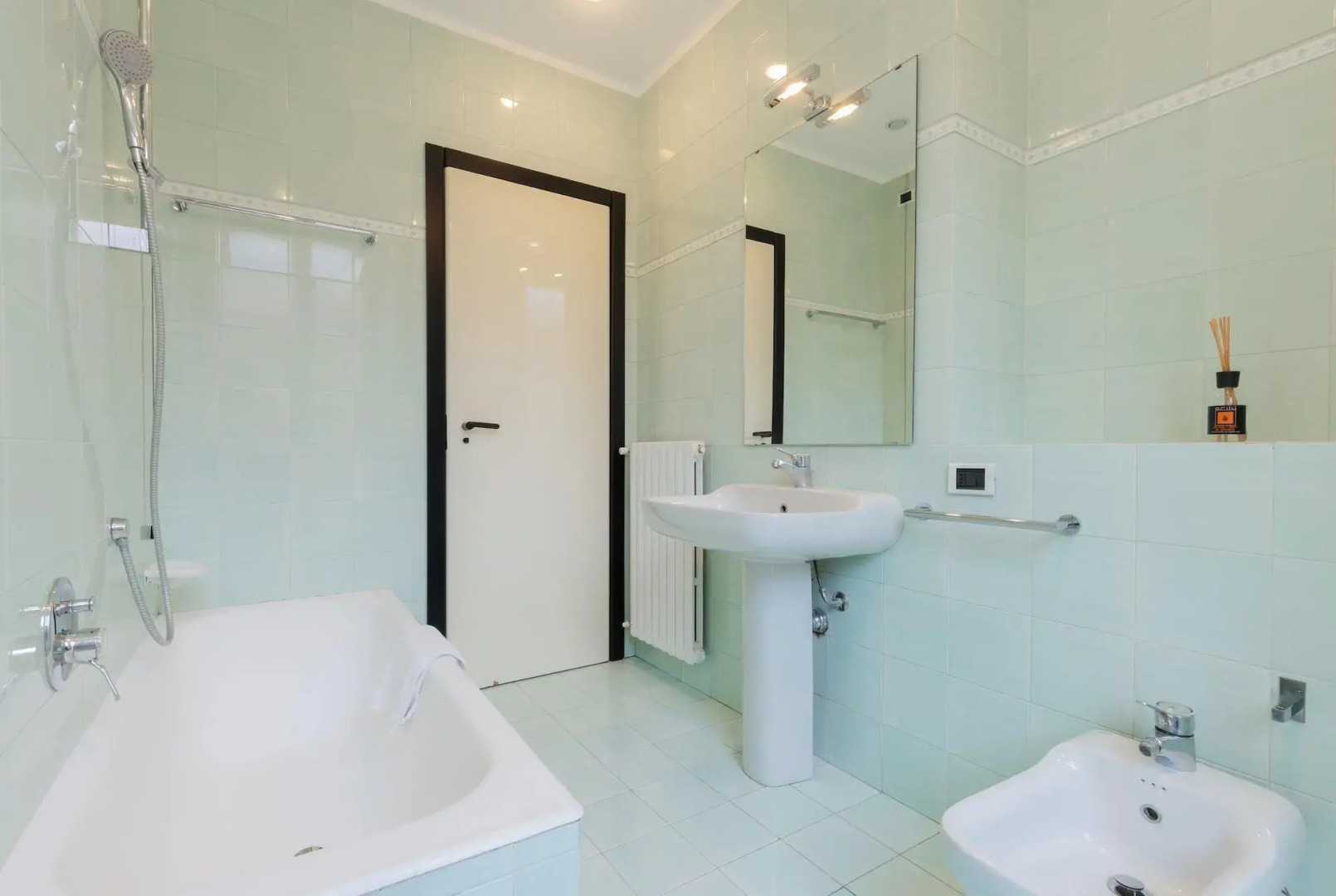 Milan Retreats Duomo