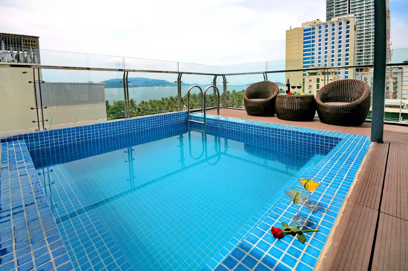 Apollo Hotel Nha Trang