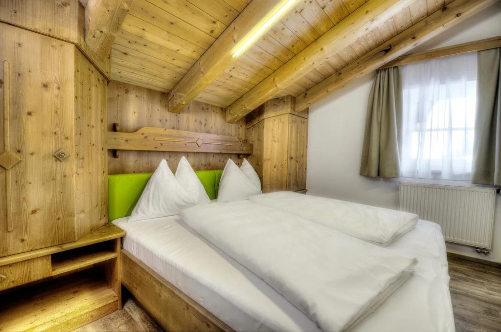 Appartement & Suiten Hotel dGlöcknerin