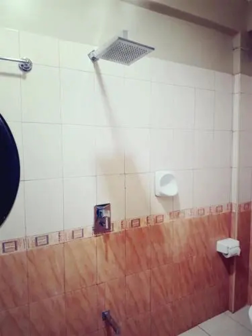 The Duke of Breeze Hotel