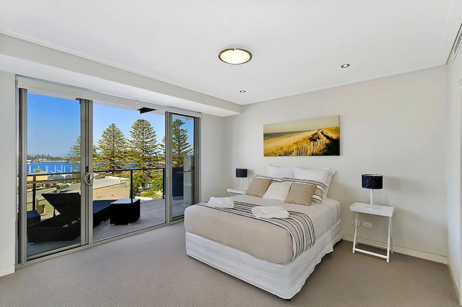 Coast Luxury Apartment 24