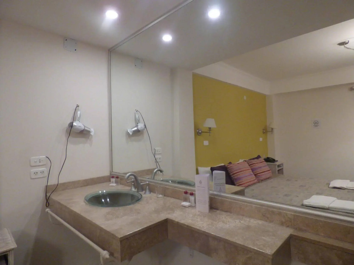 Plaza De Las Aljabas