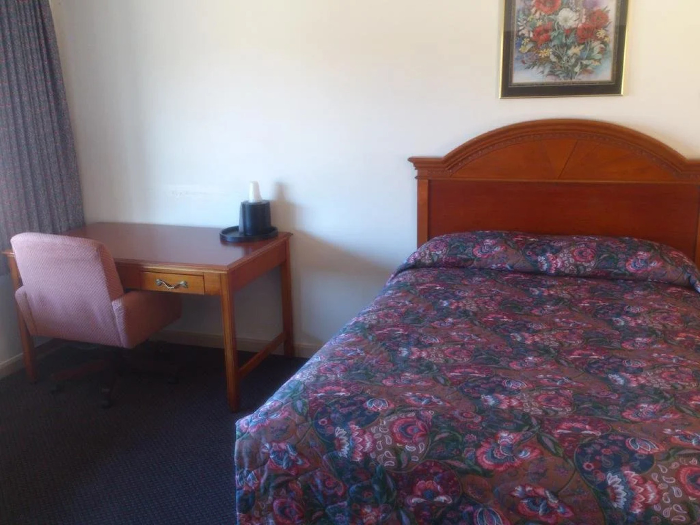 Executive Inn of Seneca