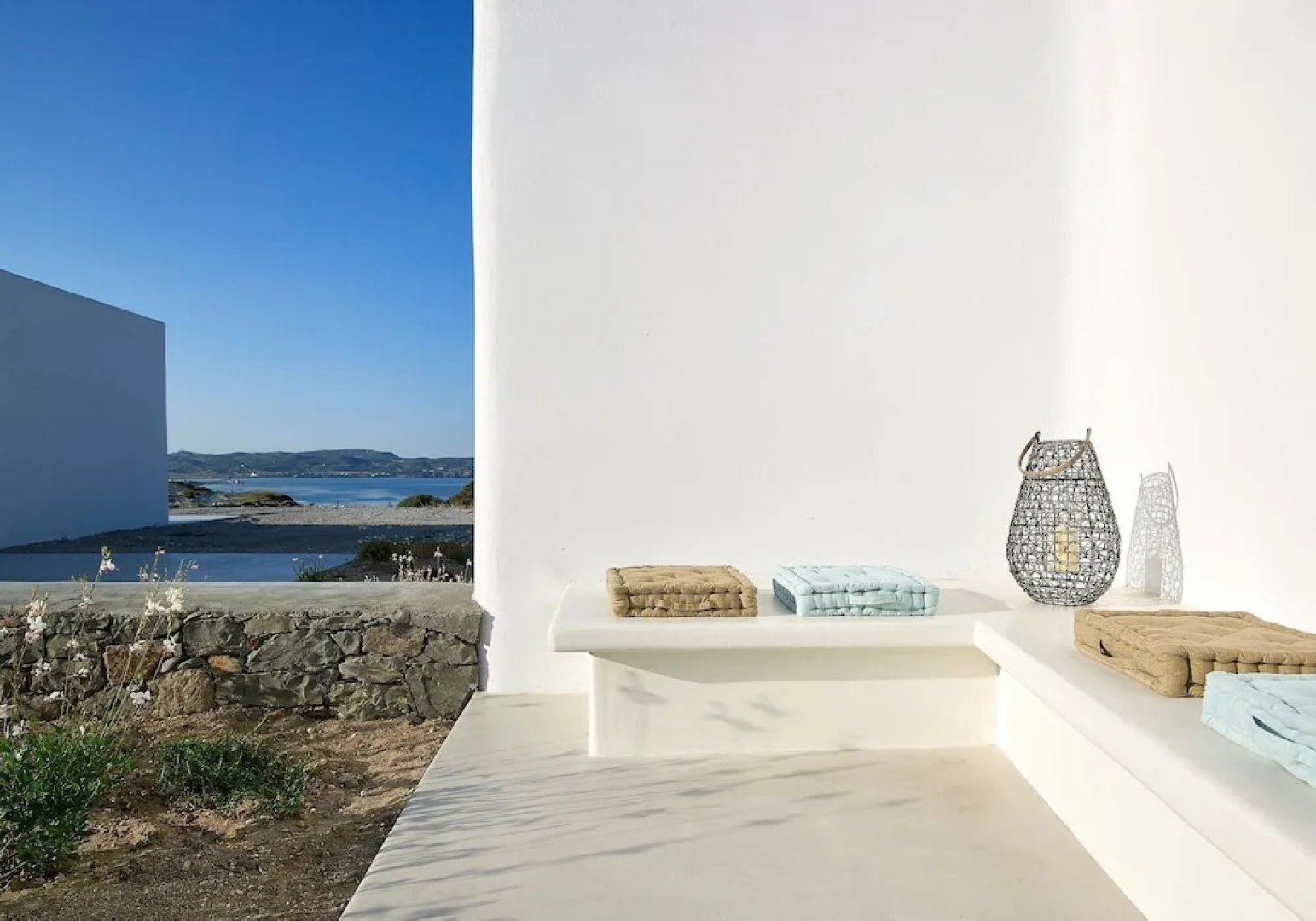 Lithos Luxury Rooms - Adults Only