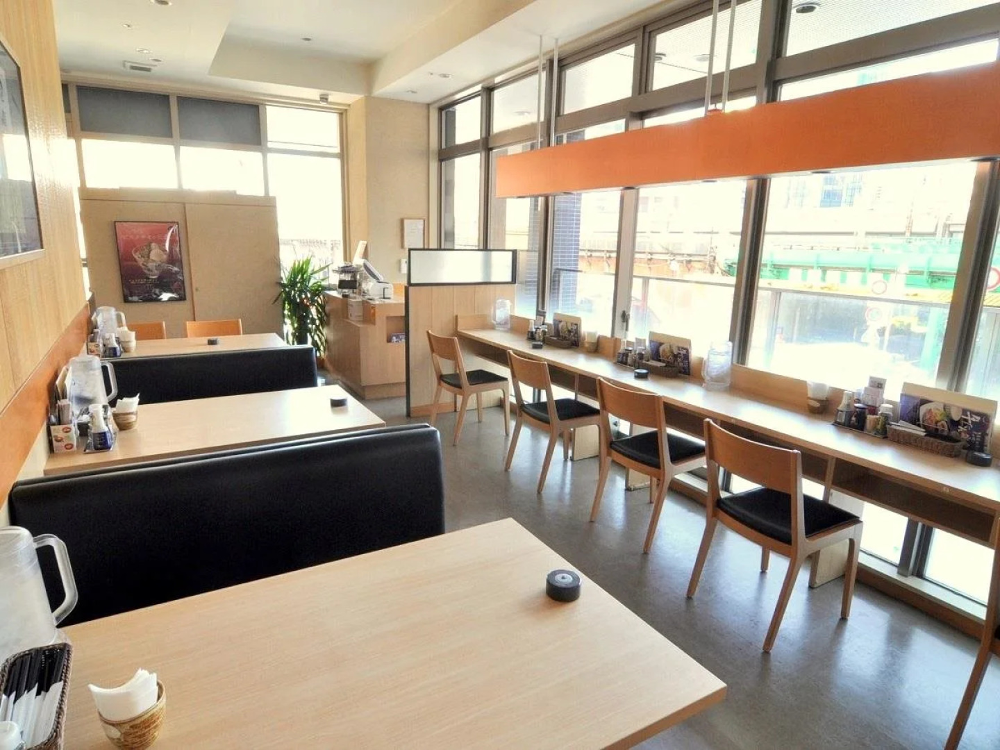 Отель Sotetsu Fresa Inn Shimbashi Hibiyaguchi