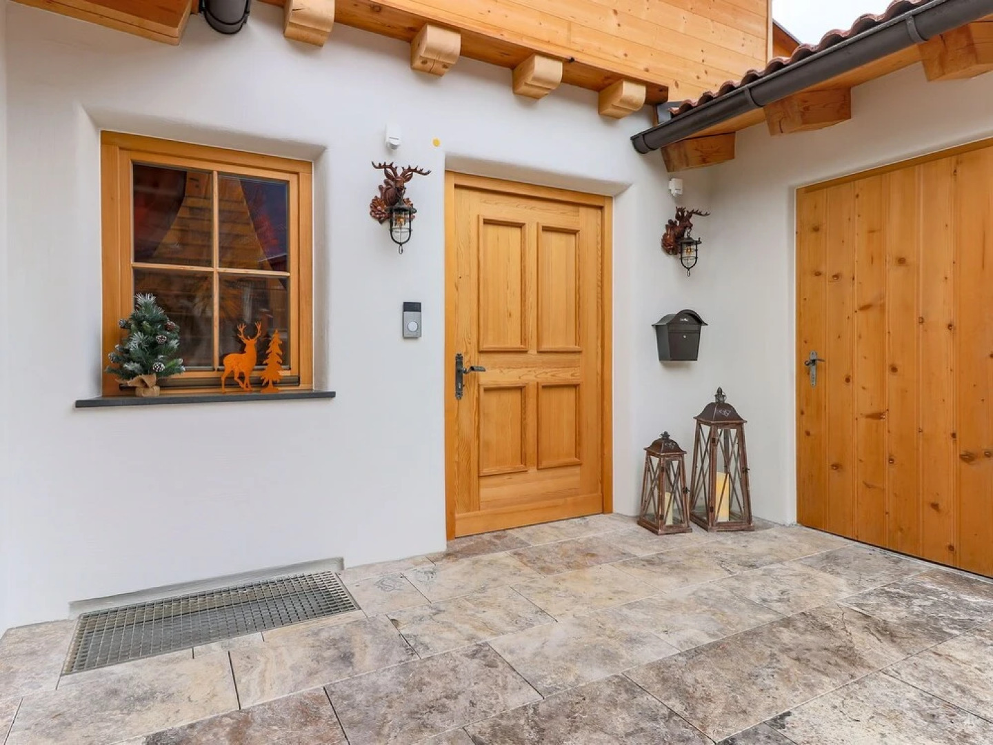 Luxurious Villa in Tyrol Near the Lake